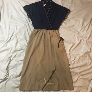 VINTAGE- 1970s Henry Lee Dress with Pockets